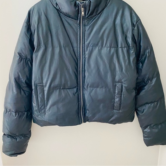 Altar'd State Zip Up Puff Jacket Black Sz Medium - Picture 3 of 10